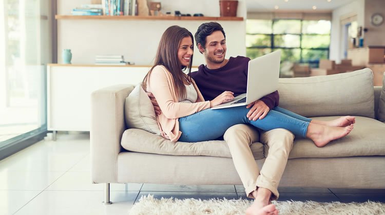 Como Economizar em Hospedagem Sem Cair em Ciladas